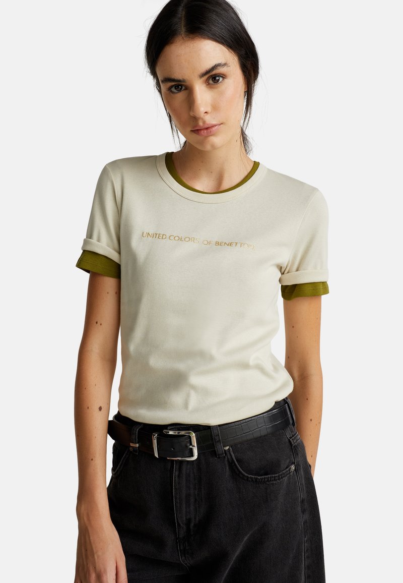 United Colors of Benetton WITH GLITTER PRINT LOGO - Triko s potiskem - beige