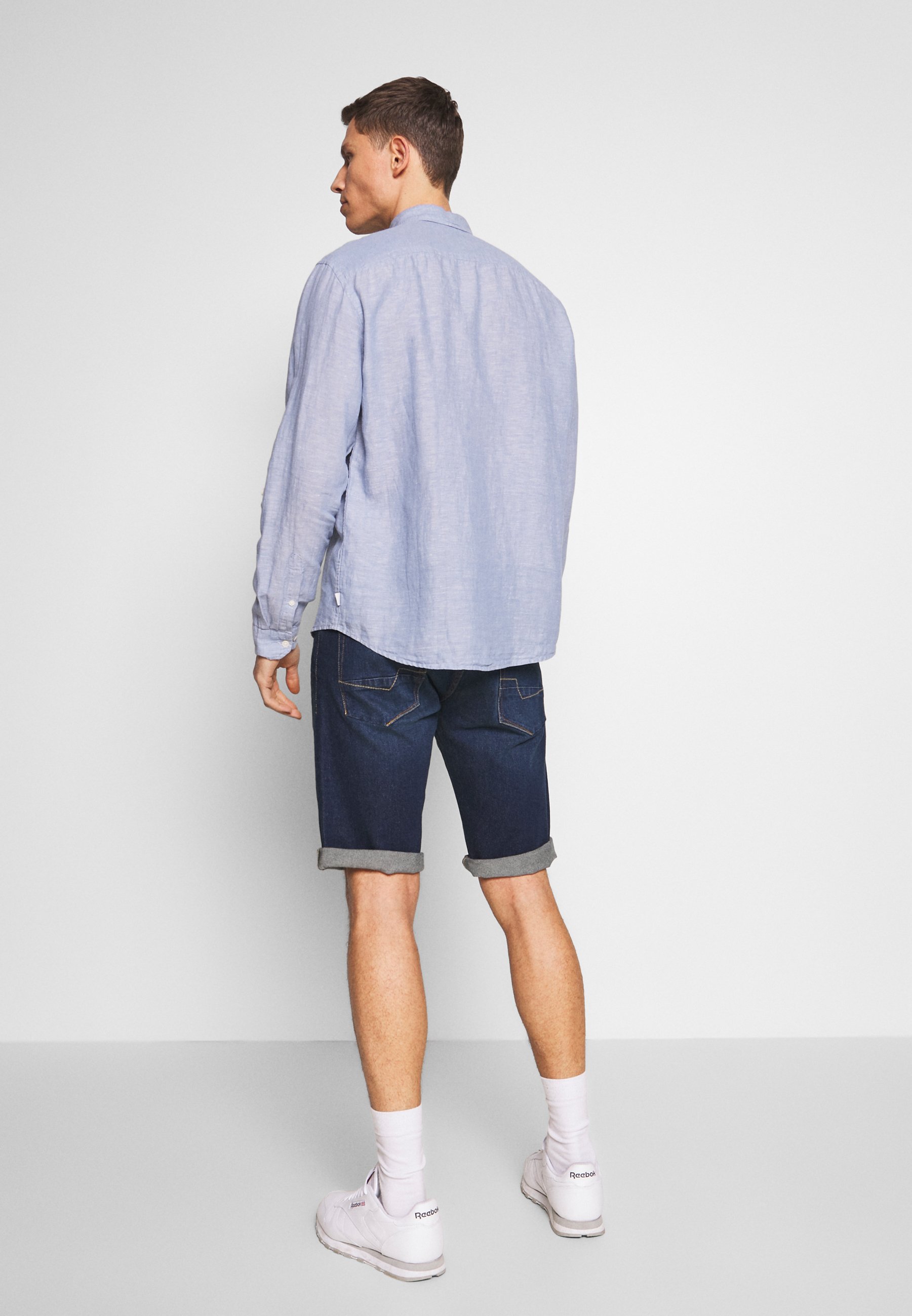 Esprit Skjorte light blue Zalando.no Farah GALENA SEERSUCKER - Skjorte - true navy