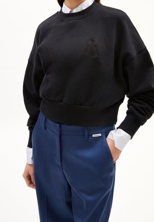 Collegepaita - black