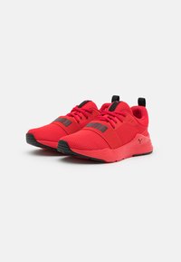 Puma WIRED RUN JR UNISEX - Chaussures de running sur route - triple red