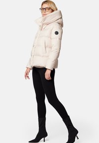 Lancerto SOPHIA mleczny