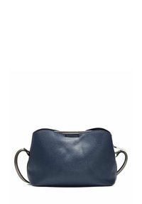 Granatowa torebka crossbody z fakturowanej skóry z suwakami w kolorze srebrnym i regulowanym ciemnym paskiem, prezentowana na białym tle.