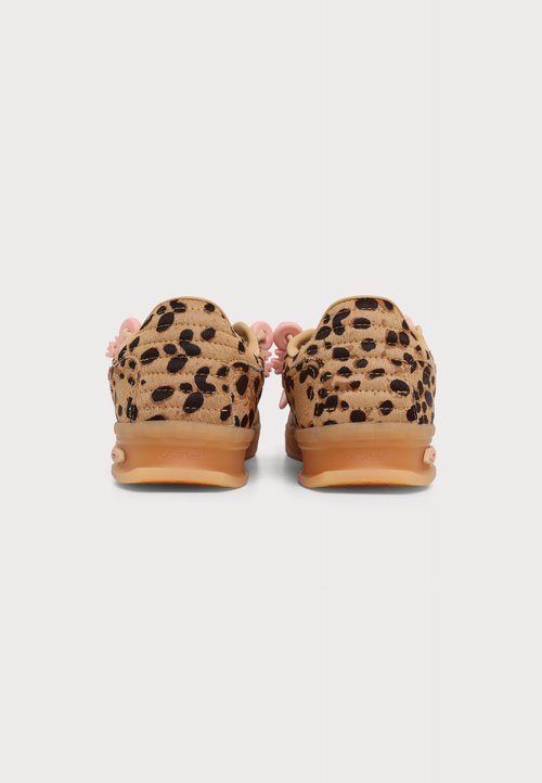 Off-White END OF PLAY - Trainers - beige/pink — photo 3