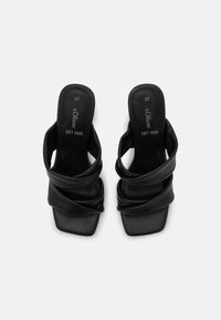 s.Oliver Papuci înalți - black