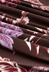 Next BRIGHT FLORAL SHAPE ENHANCING - Badpak - rust brown floral