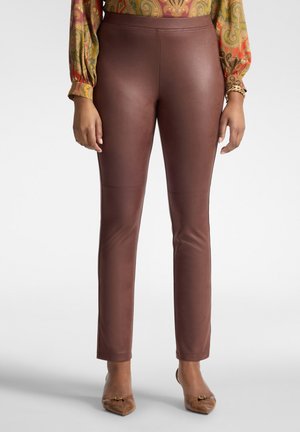 Elena Mirò, PANTALONI SLIM SPALMATI - Trousers - marrone
