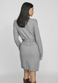 VILA O-NECK - Stickad klänning - medium grey melange