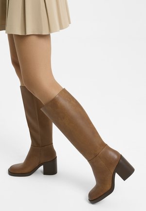 Botas - brown