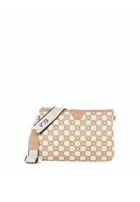Beige stoffen tas met geometrisch patroon en leren accenten. Voorzien van een ritssluiting en een afneembare schouderband met logo-detail.