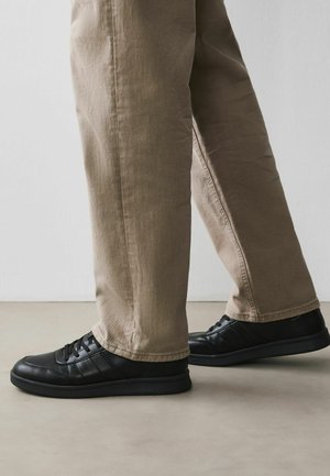 Next, Sneaker low - black