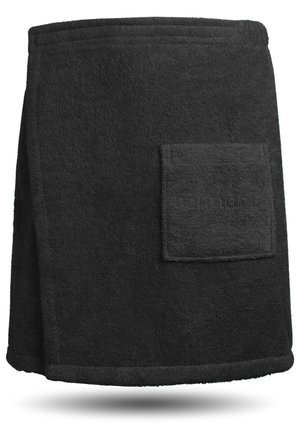 Schwarzer Frottee-Wickelrock mit weicher Textur, abgerundetem Boden und einer aufgesetzten Tasche mit geprägtem Markenlogo.