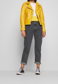 United Colors of Benetton Strickpullover - yellow