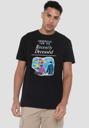 Cotton Soul, BEETLEJUICE/THE HANDBOOK - Print T-shirt - black