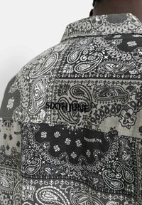 Sixth June BANDANA PATCHWORK JACKET - Cappotto corto - black