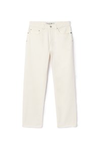 Jeans de mezclilla de color crema con corte recto, que cuentan con dos bolsillos frontales, un cierre de botón y un sutil logo cerca de la cintura.