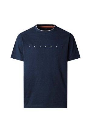 Camiseta de algodón azul marino con cuello redondo y un estampado frontal del texto "HACKETT" en blanco, con mangas cortas y ajuste ceñido.