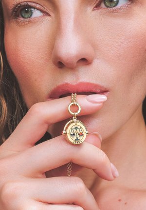 FABLE ENGLAND, LIBRA ZODIAC SPINNER - Necklace - gold-coloured