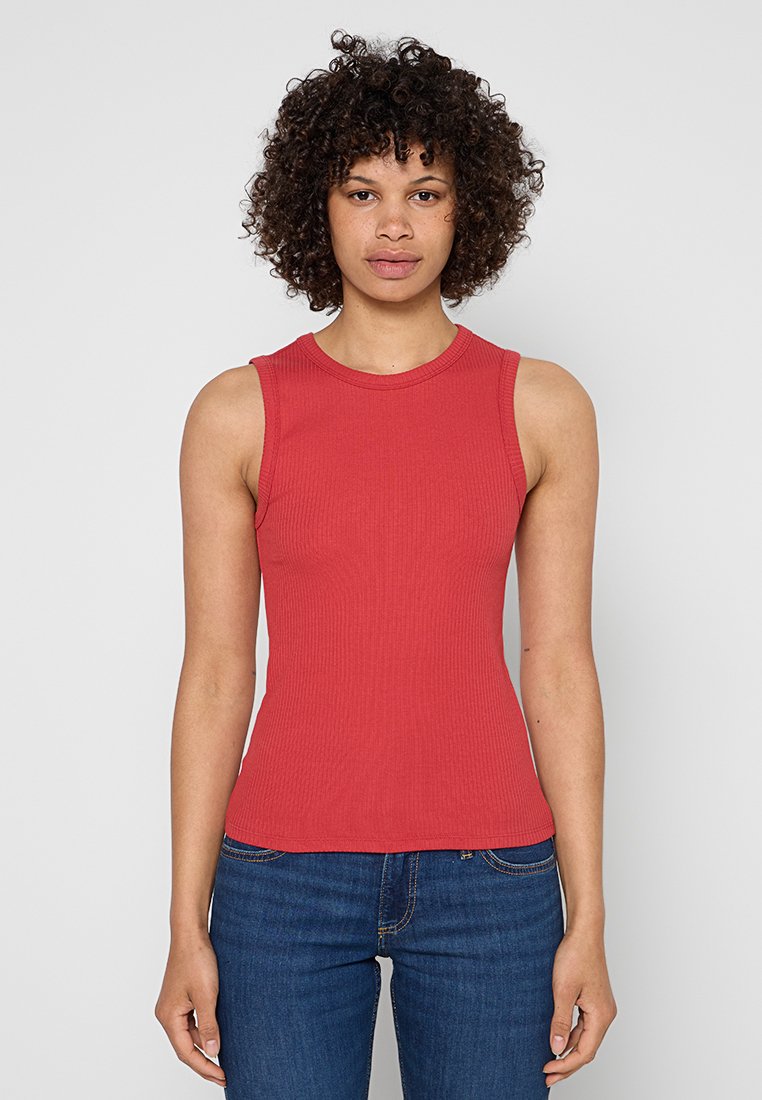 GAP Top rood