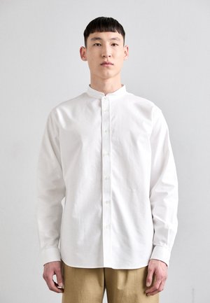 CHEMISE - Skjorta - white