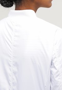 Urban Classics Bombejakke - white