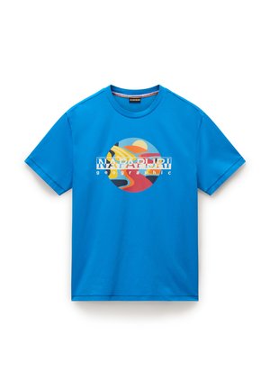 Blauwe katoenen T-shirt met een ronde hals, korte mouwen en een kleurrijke cirkelvormige graphic met de tekst "NAPAPIJRI" op de voorkant.