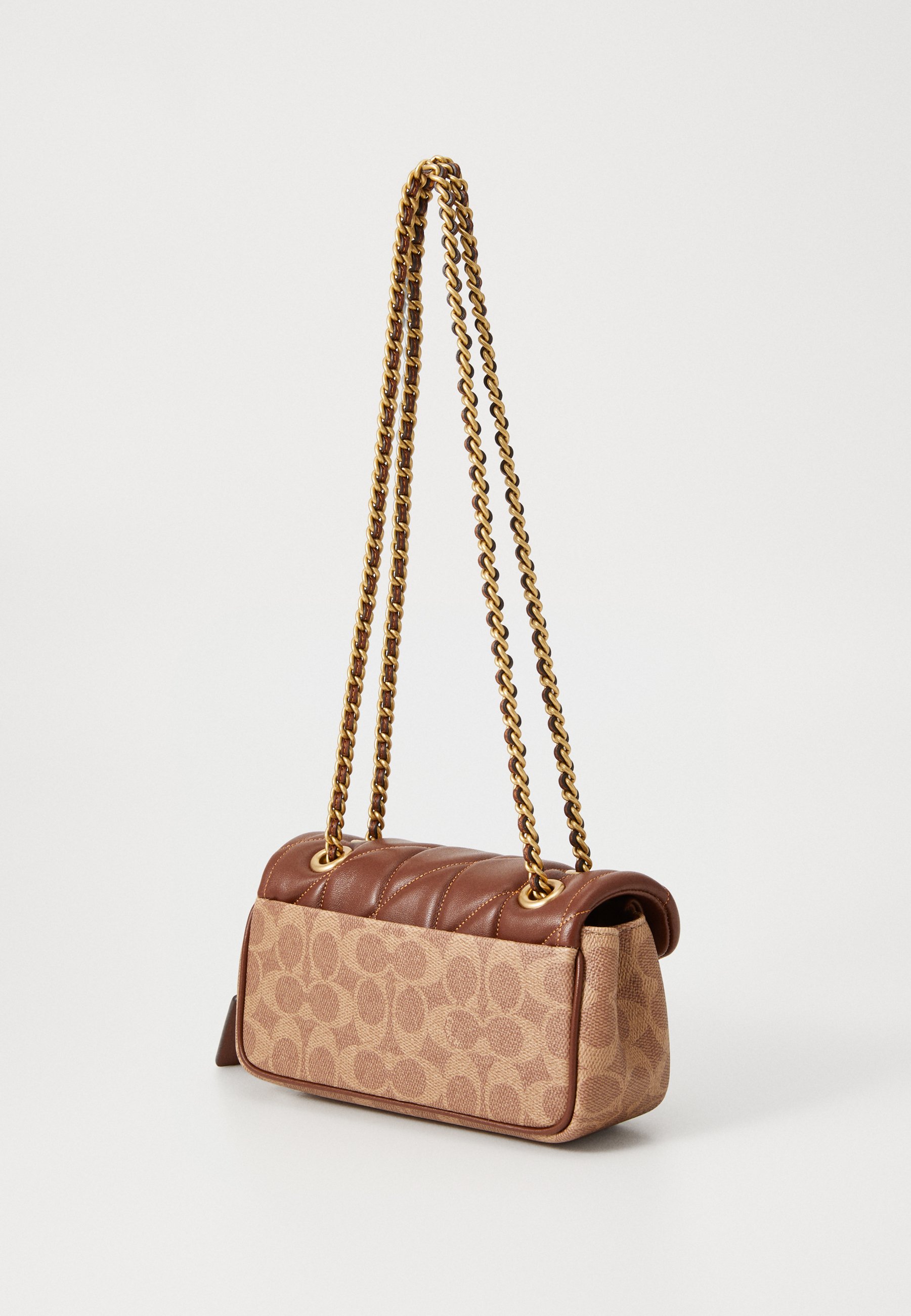COACH TABBY SHOULDER BAG 20 IN SIGNATURE CANVAS WITH QUILTING