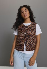 Next REGULAR FIT - Vest - animal print