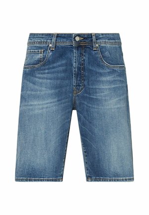 Shorts en denim bleu jusqu'au genou avec bouton et fermeture éclair à l'avant, deux poches avant, et détails subtils d'effet délavé.