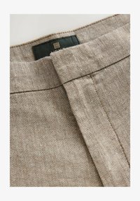 Non selezionato, brown