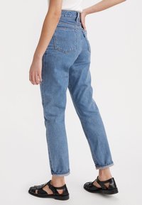 Levi's® MOJ HIGH RISE BOYFRIEND - Ravne kavbojke - blue moon