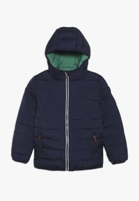 Granatowa kurtka puchowa z zielonym wnętrzem, zapinana na zamek, z kapturem i dwiema bocznymi kieszeniami, ozdobiona poziomym pikowaniem.