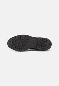 Jana Chaussures à lacets - black