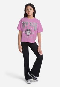 Abercrombie & Fitch CREST BOXY TEE - T-Shirt print - begonia pink