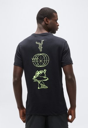 TEE TRAIL ENERGY - Športne majice - black/volt ice