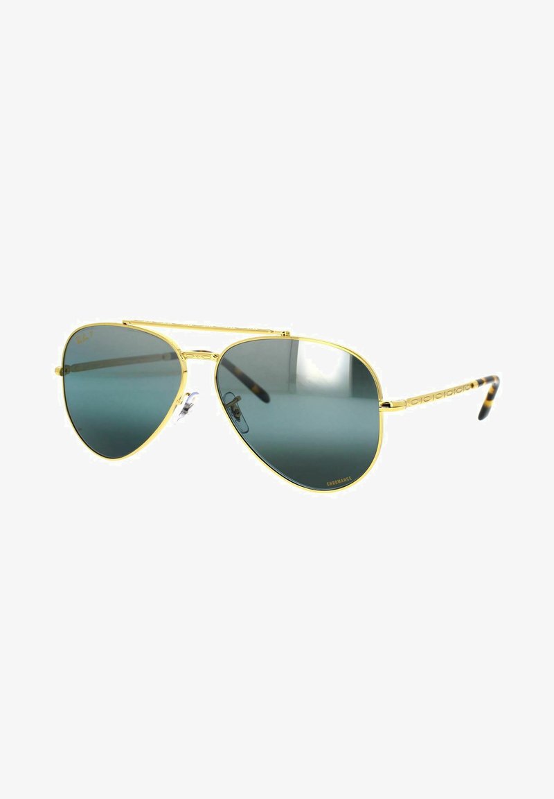 Occhiali da sole aviator in metallo dorato con lenti verde scuro, con doppio ponte e aste a motivo per un tocco di texture in più.