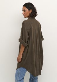 Kaffe KAPAULINE - Robe chemise - forest night