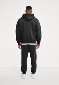 Pegador LOGO OVERSIZED  - Sweatshirt com capuz - black