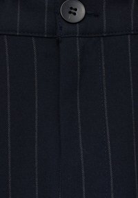 PULL&BEAR Tygbyxor - blue