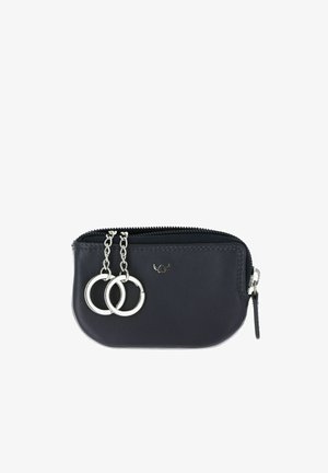 Pochette à pièces en cuir noir avec fermeture éclair et deux anneaux de clés argentés fixés à de courtes chaînes.