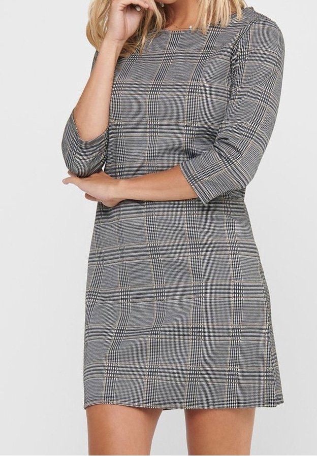 Grau kariertes Kleid mit rundem Halsausschnitt, 3/4-Ärmeln und taillierter Silhouette, hergestellt aus einem strukturierten Stoff mit dezentem Glanz.