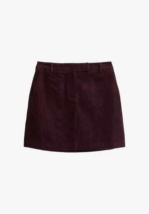 Mini-jupe en velours côtelé violet foncé avec passants de ceinture, poches avant et une couture centrale sur le devant.