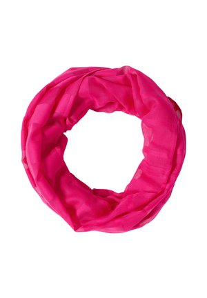 Jasnoróżowa lekka tkanina na szyję w kształcie koła z miękkimi fałdami i teksturą na białym tle.