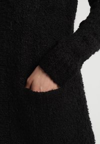 Pieces Kofta - black