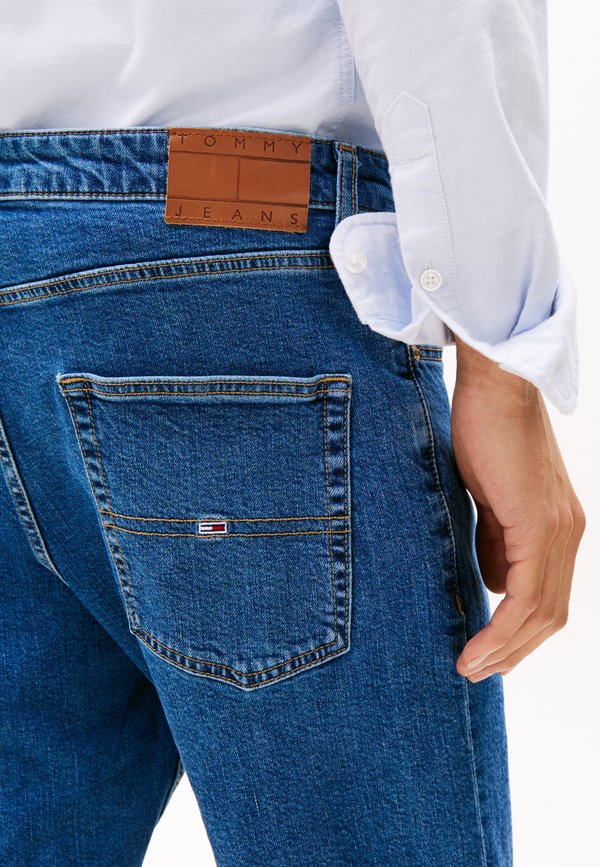 RYAN  - Denim shorts - denim medium2