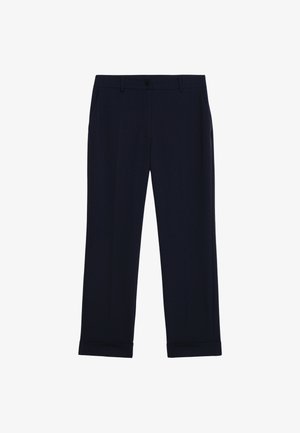 Pantalones de navy hechos de una tela suave, con bolsillos laterales, cierre de botón y puños enrollados para una apariencia a medida.