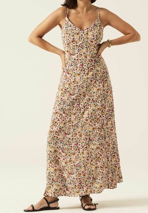 Maxiklänning - pink