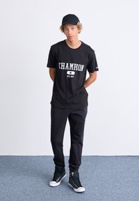 Champion Rochester - T-shirt z nadrukiem