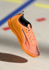 Selezionato, heat fire/black/glowing red