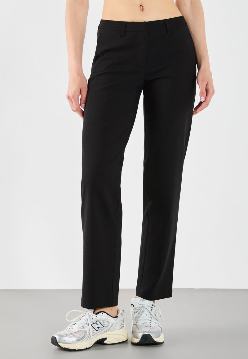 Even&Odd Auduma bikses - black