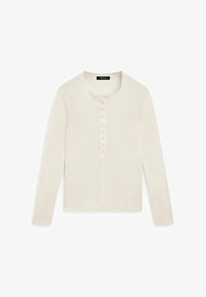 Maglia henley a manica lunga color crema con otto bottoni frontali e scollo rotondo, mostrata su sfondo bianco.